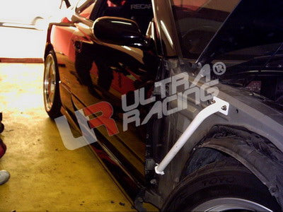 Soportes de Aleta Ultra Racing para Nissan S15 99-02