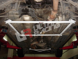 Barra Refuerzo Inferior Trasera 315 Ultra Racing Lexus IS200/RS200