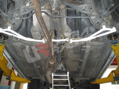 Refuerzos Inferiores Traseros Ultra Racing 3 Piezas Para Nissan S14/R34 GTT