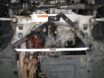 Barra Estabilizadora Inferior Delantera Ultra Racing para BMW Serie 3 E90 320/325/M3
