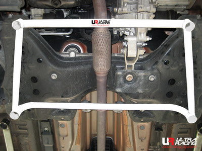 Barra de Refuerzo Delantera H Ultra Racing para Fiat Grande Punto