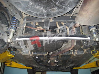 Barra de Refuerzo Delantera H 216 Ultra Racing para Subaru Impreza 01-07 1.6 Sin Turbo