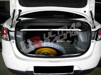 Barra de Torretas Trasera Superior Ultra Racing para Mazda 2 (Sedan) 07+