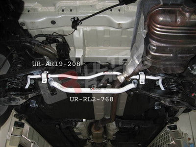 Barra Estabilizadora Trasera Inferior 768 Ultra Racing para Kia Carens 06+
