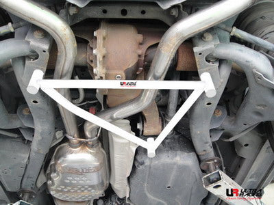 Barra Refuerzo Trasera Ultra Racing Land Rover Range Rover Sport 4.4 V8 05+