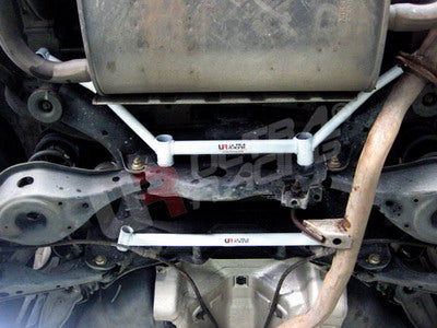Refuerzo Trasero Inferior Ultra Racing para Nissan Murano 2WD 06+