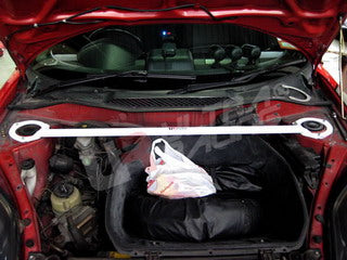 Barra de Torretas Superior Delantera RHD Ultra Racing para Toyota MR2/MRS 01-03