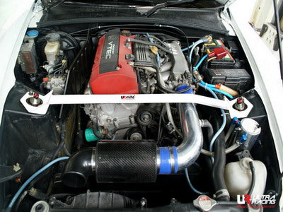 Barra de Torretas Delantera Superior Ultra Racing para Honda S2000 99-03