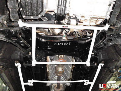 Barra de Refuerzo Delantera H Ultra Racing para Hyundai Elantra 11-15 / I30 12-17