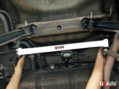 Barra Inferior Trasera Ultra Racing 1267 para Chery A5 06+