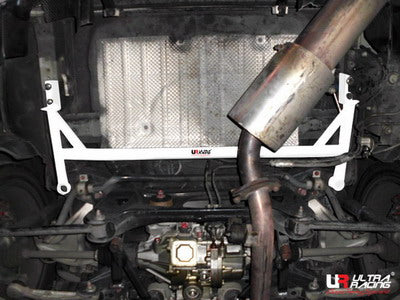 Barra Refuerzo Inferior Trasera Ultra Racing 1423 para Mitsubishi EVO X