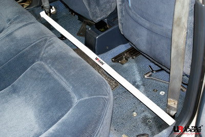 Barra de Refuerzo Ultra Racing para Honda Accord 90-93