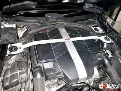 Barra de Torretas Superior Delantera Ultra Racing Mercedes SL 350 02-11