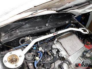 Barra de Torretas Superior Delantera Ultra Racing para Toyota Starlet EP70
