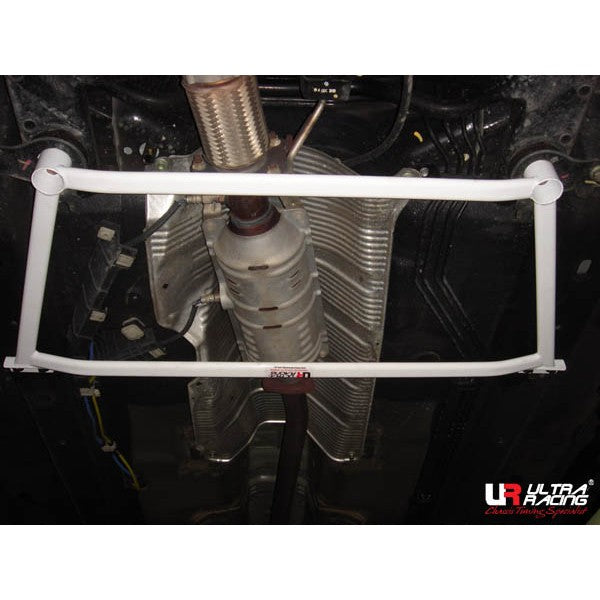 Barra Refuerzo Delantera Ultra Racing Honda Accord 03-08 2D/4D