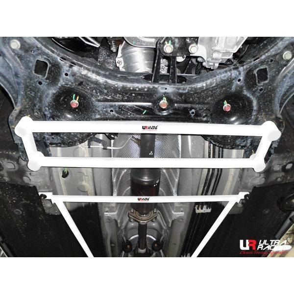 Barra Refuerzo Inferior Delantera Ultra Racing Nissan Almera 1.5 11+