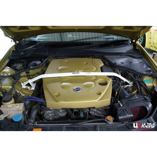 Barra de Torretas Delantera Superior Ultra Racing para Nissan Skyline V35 2.5 01+