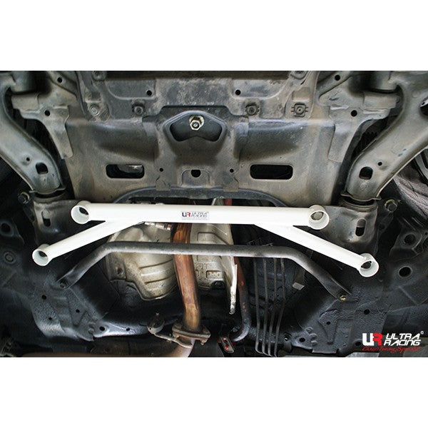 Barra de Refuerzo Delantera Ultra Racing H Honda Jazz Hybrid 1.3 10+