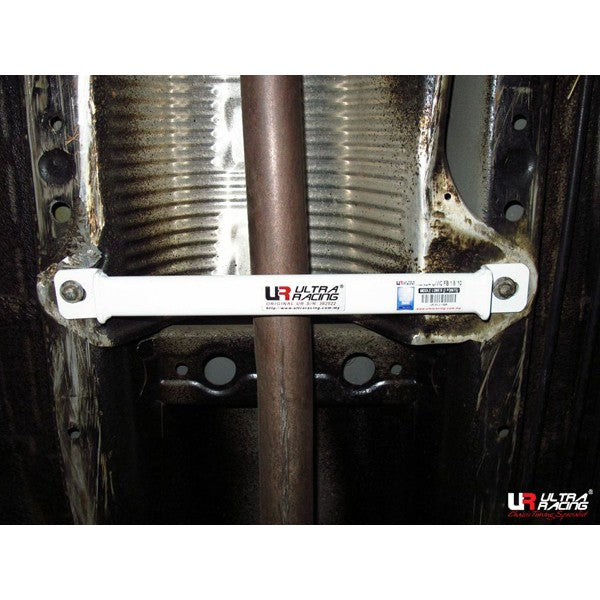 Barra Media Inferior Ultra Racing 1996 para Honda Civic FB 1.8 10+ USA