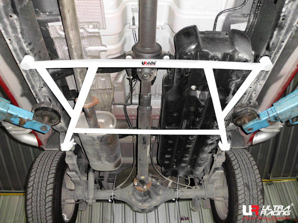 Barra Refuerzo Inferior Trasera Ultra Racing Ford Ranger T6 2.2D 11+