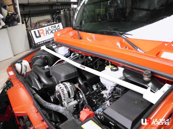 Barra de Torretas Superior Delantera Ultra Racing para Hummer H2 6.0 03-09