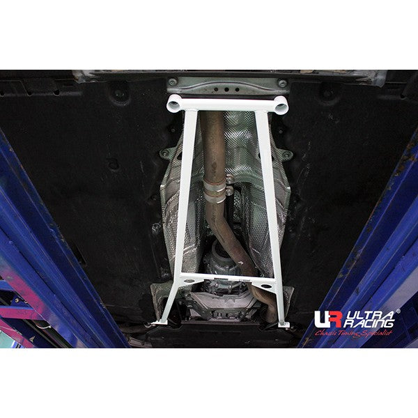 Barra Refuerzo Inferior Trasera Ultra Racing Audi A6 C7 11+