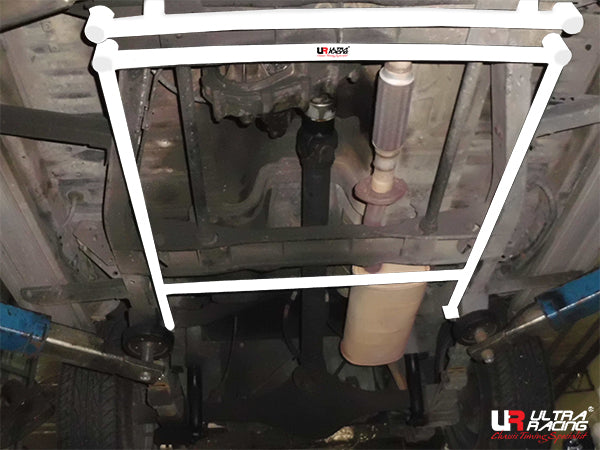 Barra Refuerzo Inferior Trasera Ultra Racing Daihatsu Feroza F300 4WD 89-93