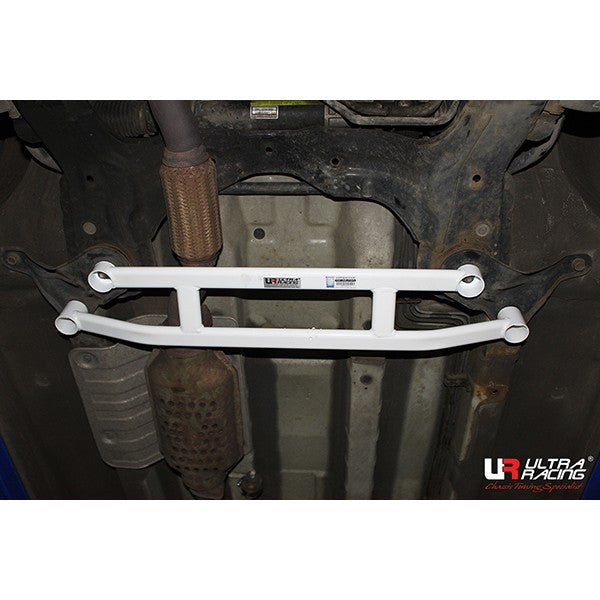 Barra Refuerzo Inferior Delantera Ultra Racing Kia Sportage 04-10