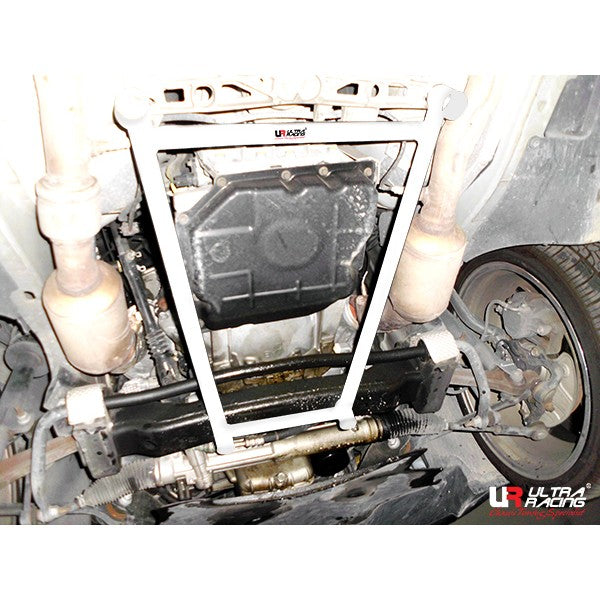 Refuerzo Inferior Delantero Ultra Racing para Chrysler 300C V6 05-10