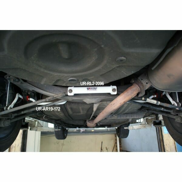 Barra Estabilizadora Trasera 19mm Ultra Racing Toyota Camry (XV10/XV30) 2.2 2WD 92-04 - Imagen 2