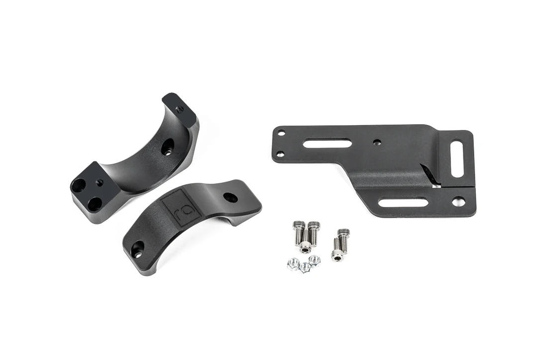 Soporte Filtro de Combustible Radium Engineering Mitsubishi EVO 1-6