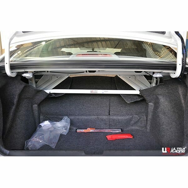 Barra de Torretas Trasera Superior Ultra Racing (2778) para Honda City (GM6/GN/GN2) 1.5 2WD 14+