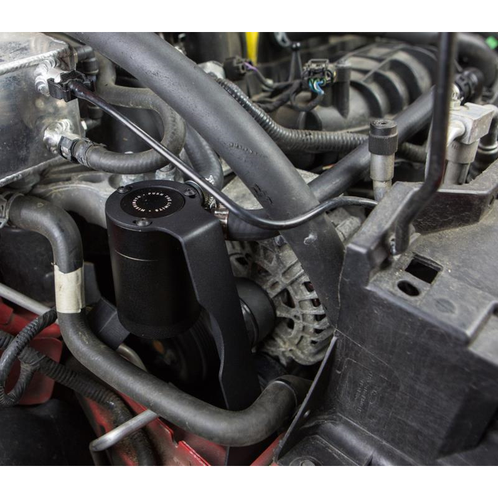Mishimoto MMBCC-FIST-14PBE Catch Can Baffled Ford Fiesta ST 14-19 - Imagen 6
