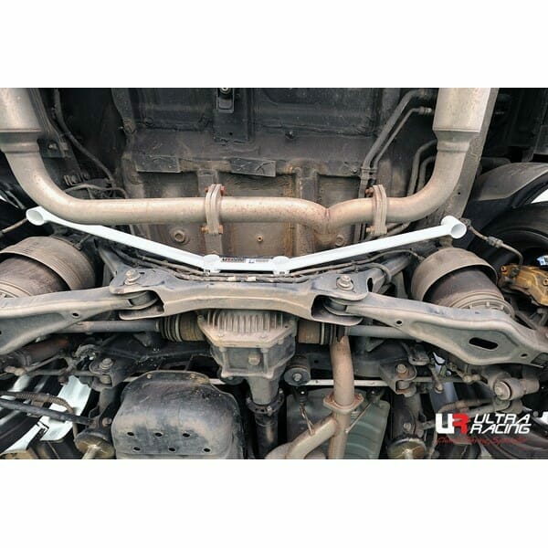 Barra Inferior Trasera Ultra Racing (2197) para Kia Mohave (HM) 3.0D/4.6 4WD 08+