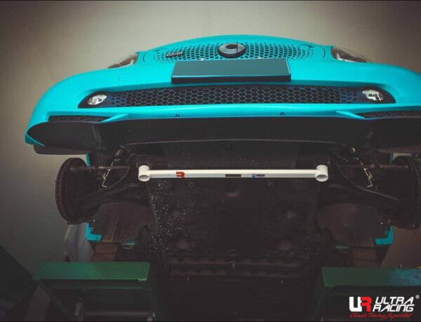 Barra Estabilizadora Inferior Delantera Ultra Racing Smart Fortwo (W453) 2WD 14+ LHD/RHD