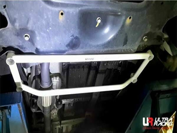 Barra Refuerzo Inferior Delantera (2874) Ultra Racing para Luxgen M7/U6/U7