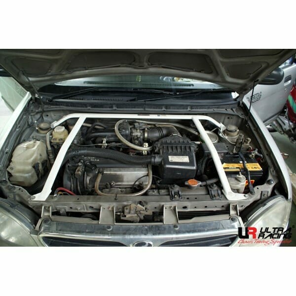Barra Refuerzo Superior Delantera 018 Ultra Racing Daihatsu Cuore 99-04