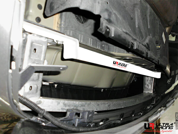 Barra de Torsión Trasera Ultra Racing (3515) Peugeot 308-II (T9-GTI) 1.6T 2WD HB 14-21