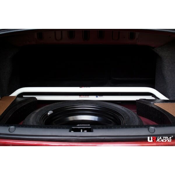 Barra de Torretas Trasera Superior Ultra Racing (1277) para Proton Inspira 1.8/2.0 2WD 10-15