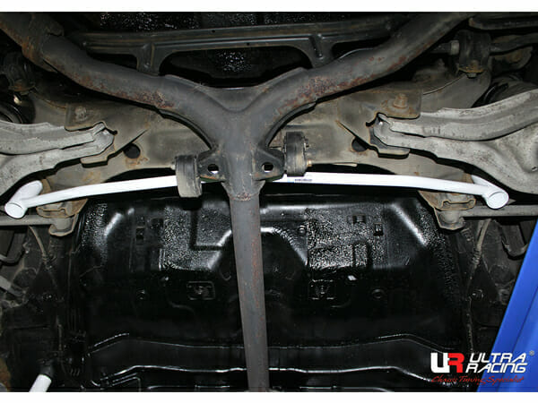 Barra Inferior Trasera Ultra Racing (2291) Hyundai Grandeur (TG) 05-11