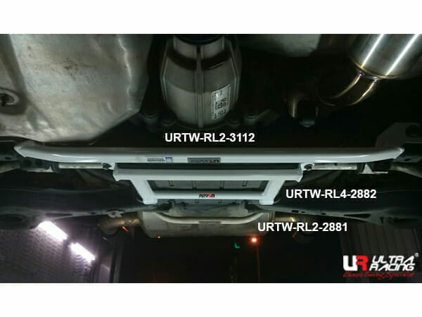 Barra Inferior Trasera Ultra Racing (3112) para Ford Kuga (C520) 2.0 4WD 12+