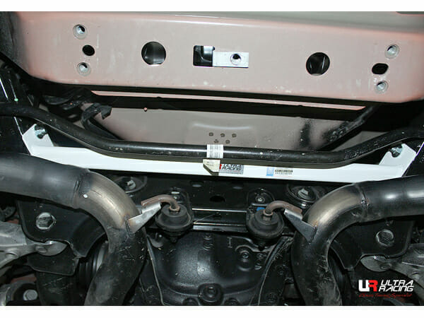 Barra de Refuerzo Inferior Trasera Ultra Racing para Ford Mustang S550 15-19