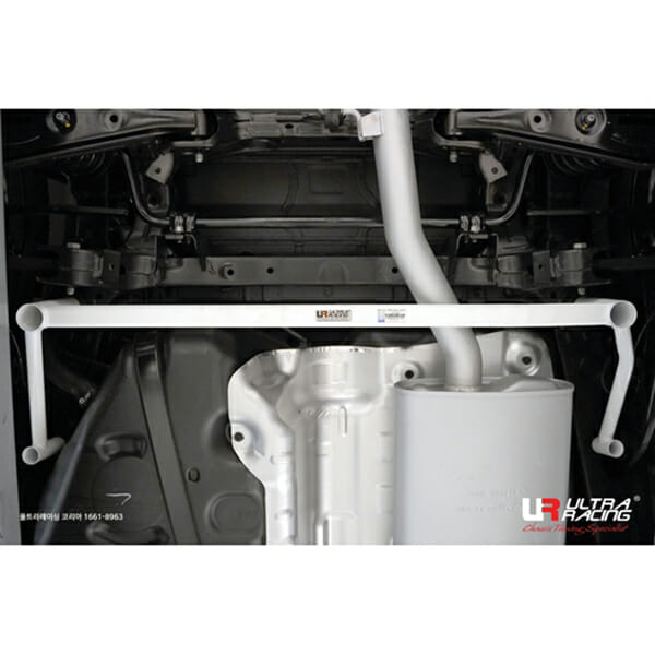 Barra Inferior Trasera Ultra Racing (2514) para Hyundai Santa Fe (TM) 2.2D/2.4 13+/Kia Sorento 2.0D/2.4 13-14 2WD