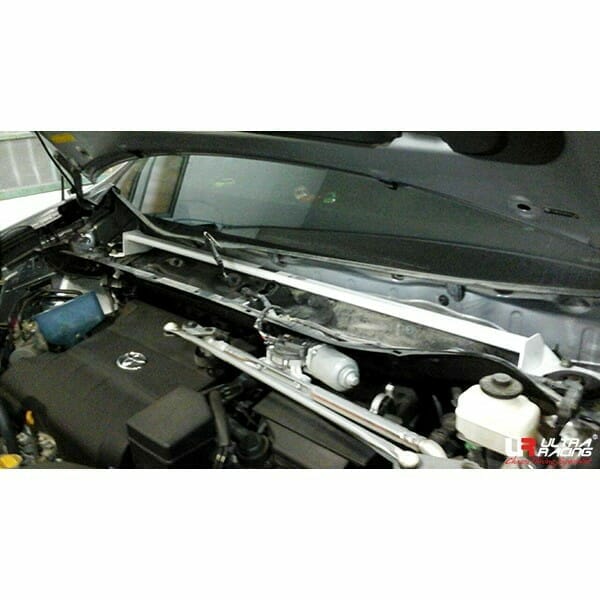 Barra de Torretas Delantera Superior Ultra Racing 2922 para Toyota Sienna XL30