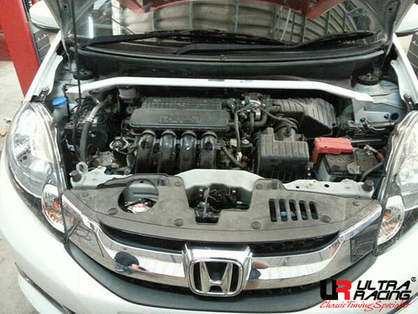 Barra de Torretas Superior Delantera Ultra Racing 3473 Honda BR-V/Mobilio
