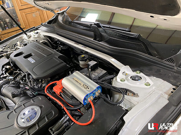 Barra de Torretas Superior Delantera Ultra Racing Honda Accord (CV1) 1.5T/2.0 2WD 18+