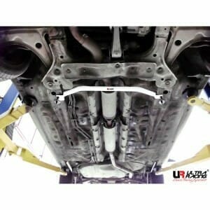 Barra Refuerzo Inferior Central Ultra Racing (1437) Buick Excelle 1.8 2WD 03-16