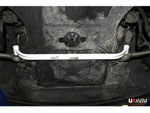 Barra Estabilizadora Inferior Delantera Ultra Racing (3607) para BMW 7 E38 (728i) 2.8 2WD 94-01