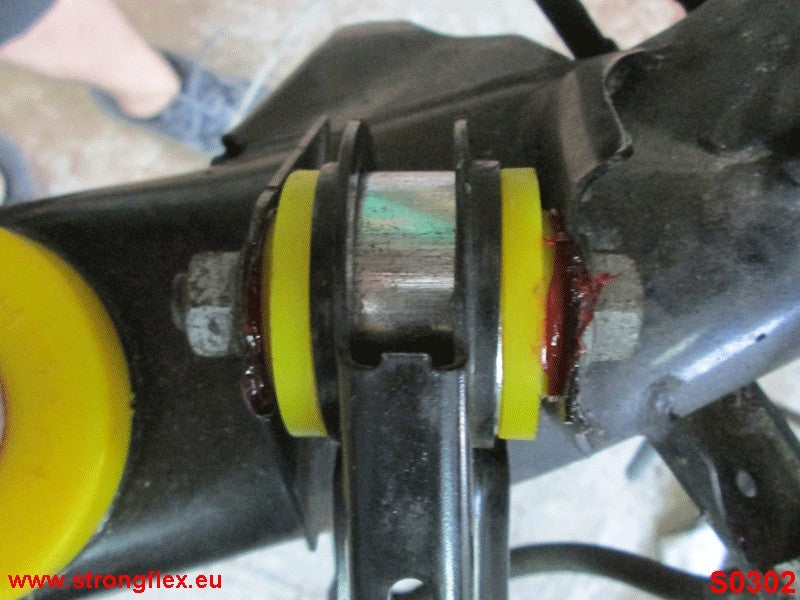 031590A: Silentblock Superior Trasero de Suspensión SPORT - Imagen 9