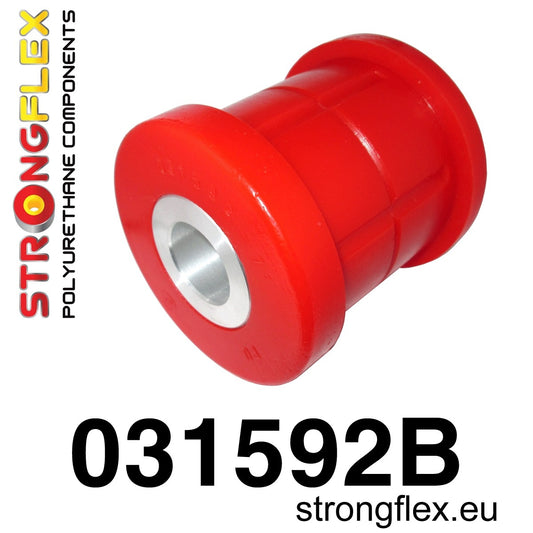031592B: Silentblock Delantero del Subchasis Trasero